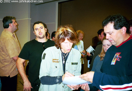 Kripa Jones (Personal Assistant to Steven Tyler) & Steven Tyler @ a Meet N' Greet - Las Vegas, NV - November 9th, 2002