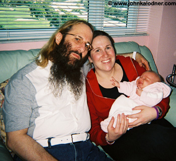 JDK, Jennifer & Sarah Herman (JDKs niece & great-niece) @ JDKs Parents home - Florida - November 2004