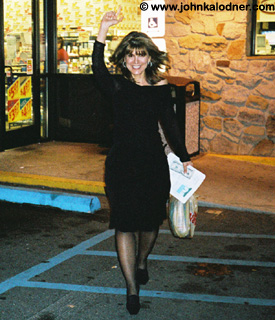 Lynn Mays @ Wa Wa - New Jersey - September 2004