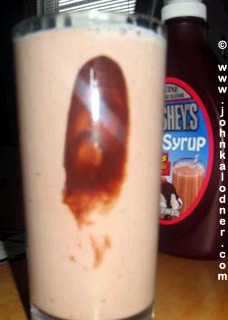 JDK appears in Steve Augello's chocolate milk! - April 2005